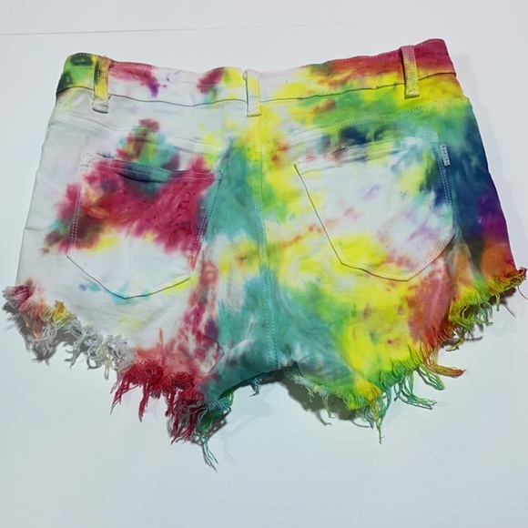 Tie dye shorts - Picture 2 of 4